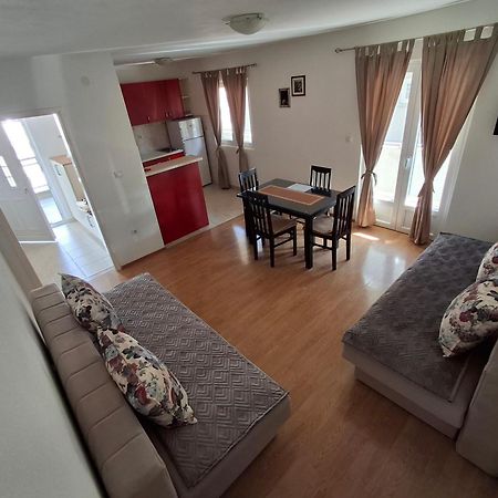 Apartments Marija Tivat Rum bild
